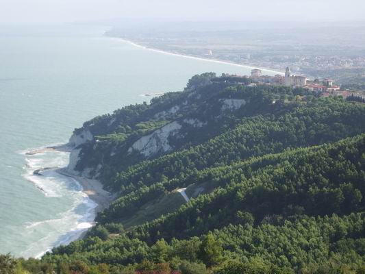 Il Conero e le sue onde